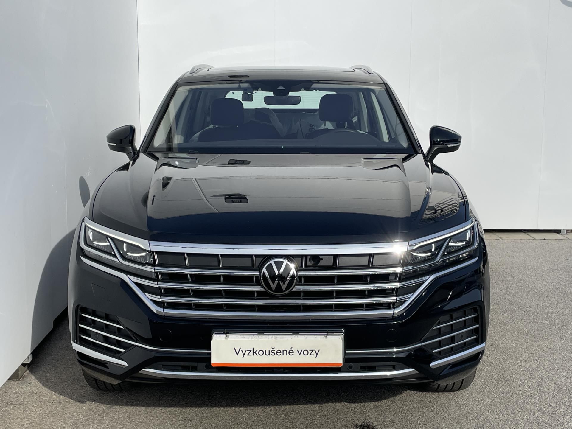 Volkswagen Touareg, V6 Elegance 3.0 TDi V6 4x4 8TT - fotka 4
