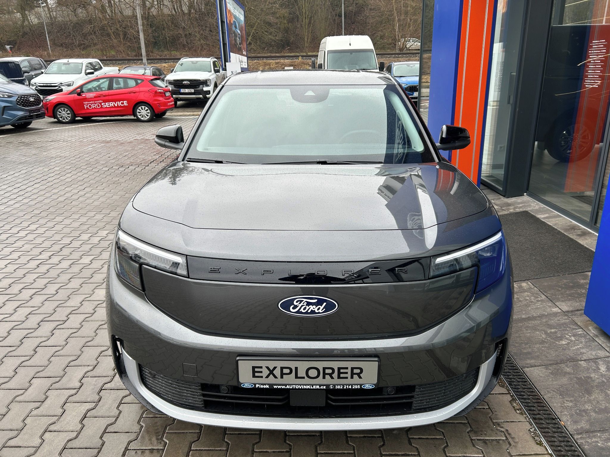 Ford Explorer, 77kWh prodloužený dojezd 210kW - fotka 2