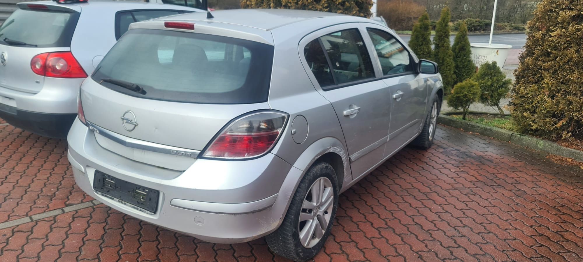 Opel Astra, 1,7 cdti 74 KW,2007 - fotka 3