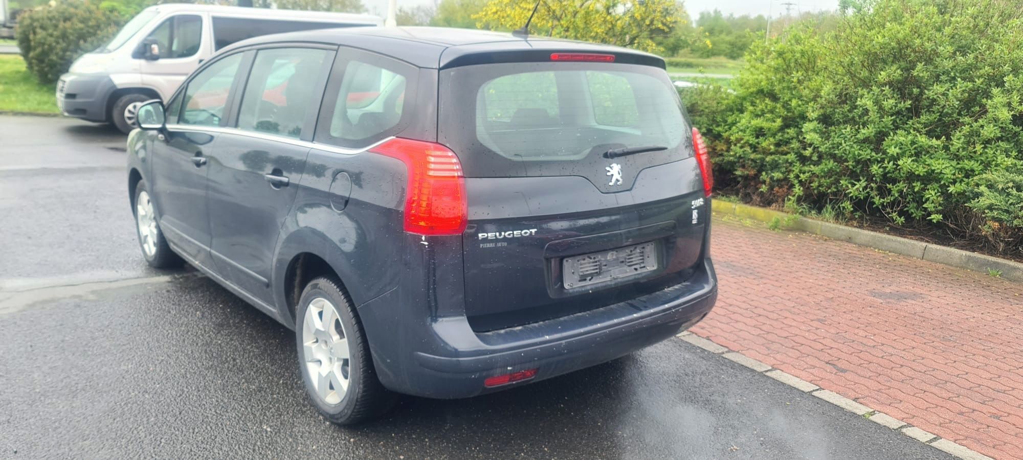 Peugeot 5008, 1,6 HDi 82 kw klima.Bez koroze - fotka 3