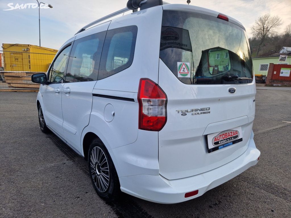 Ford Tourneo Courier, 1,0 74kW  SERVISKA