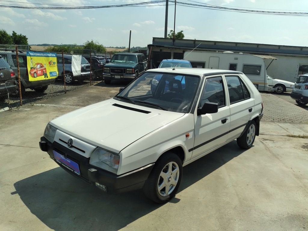Škoda Favorit, 135 - fotka 3