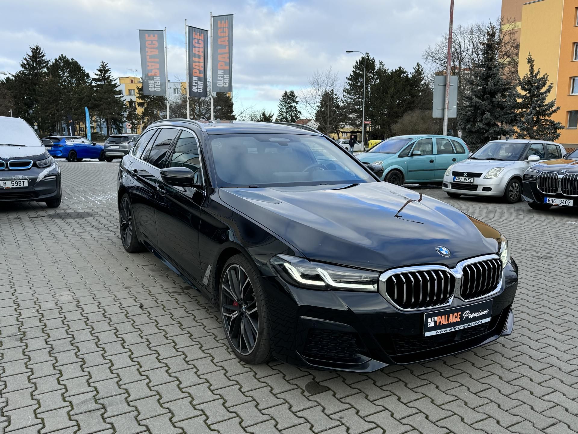 BMW Řada 5, 540d xDrive Touring - fotka 4