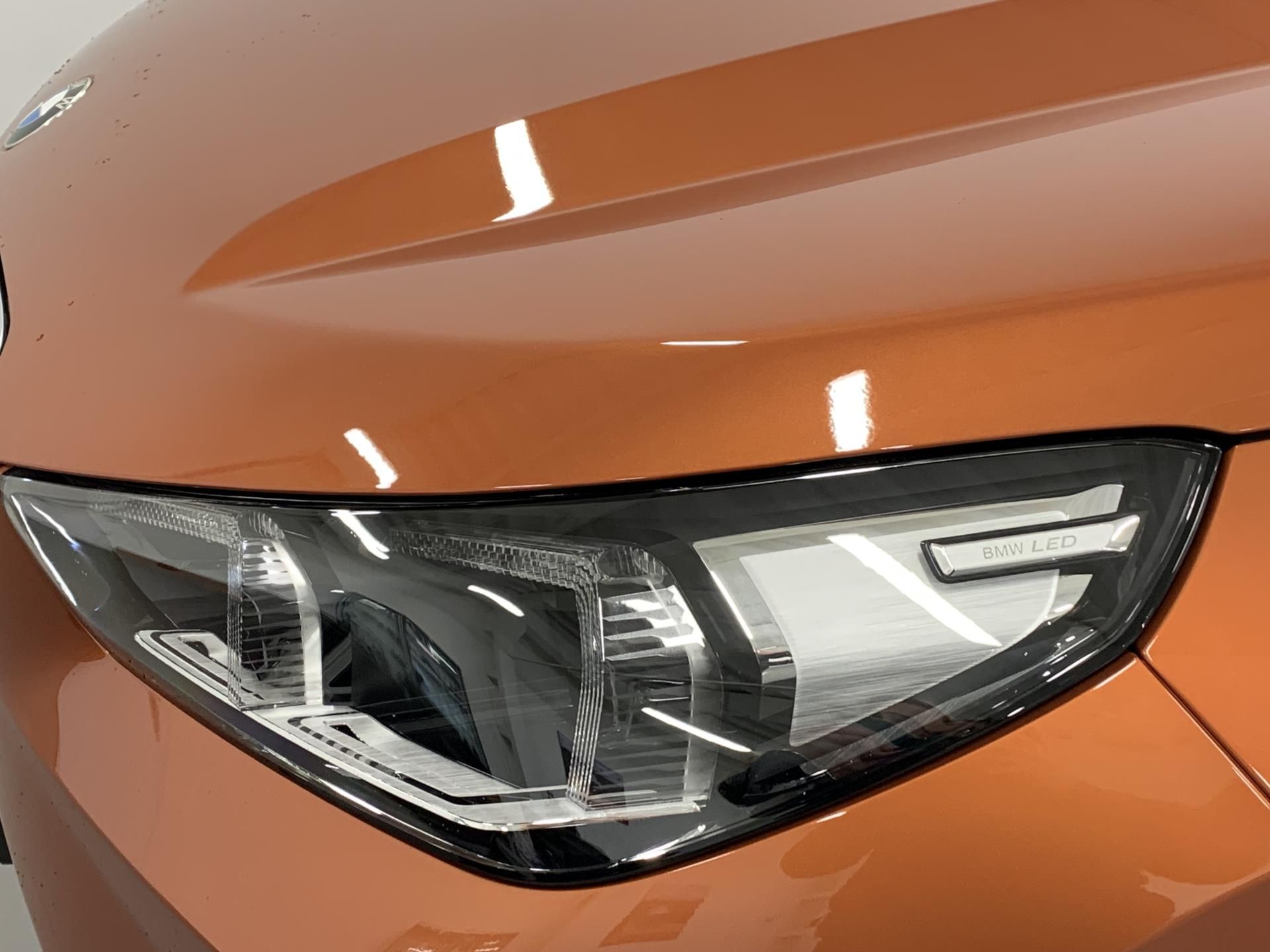 BMW X1, X1 sDrive20i - fotka 6
