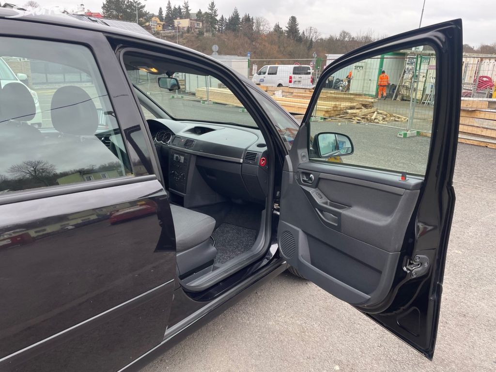 Opel Meriva, 1,6 SERVISKA, KLIMA