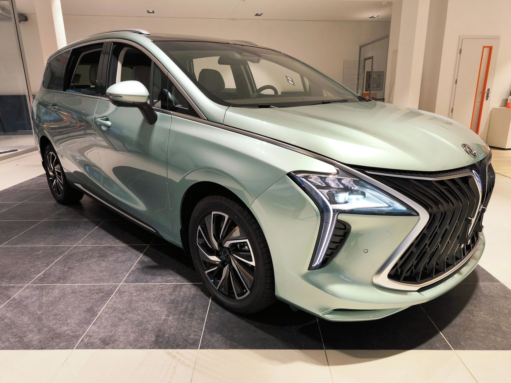 Dongfeng U-Tour, Exclusive FR - fotka 4