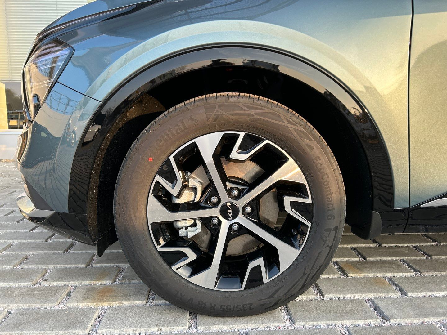 Kia Sportage, 1,6 T-GDi 4x2 7DCT, TAŽNÉ Z. - fotka 4