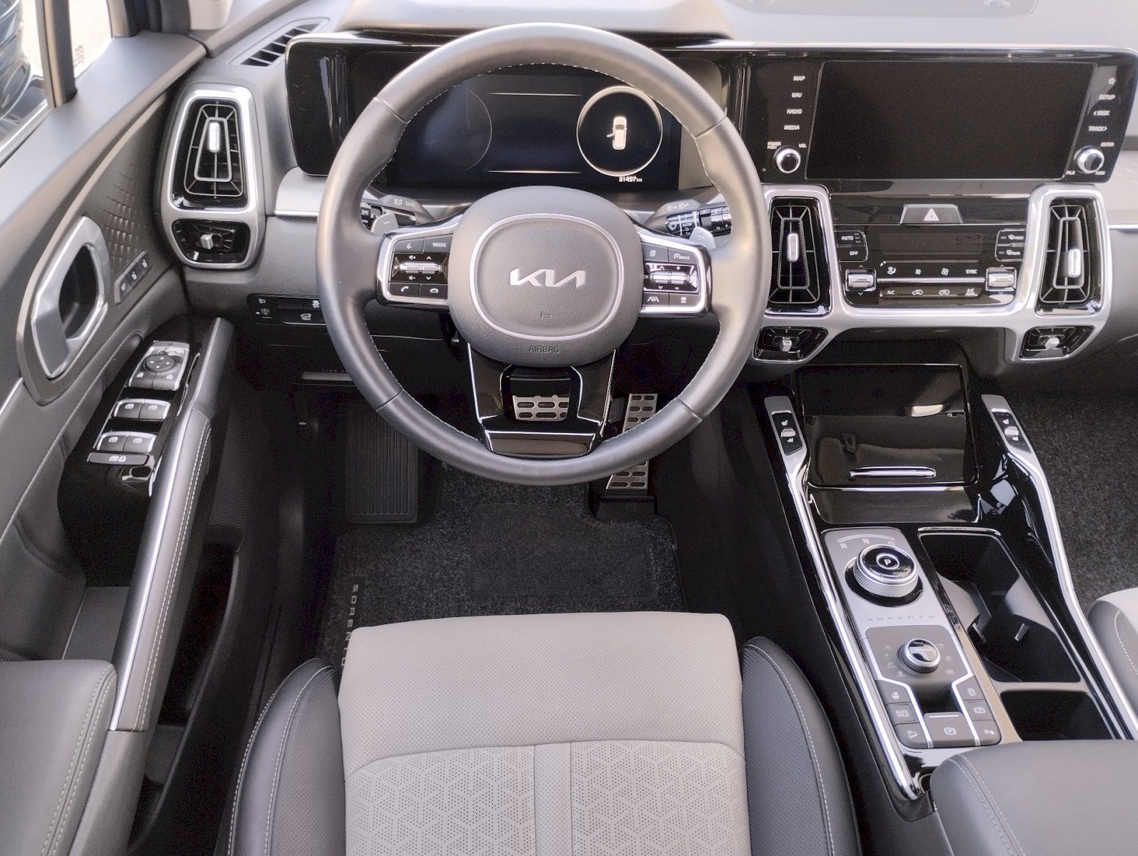 Kia Sorento, 2,2CRDi 142kW 4x4 STYLE 8DCT - fotka 5