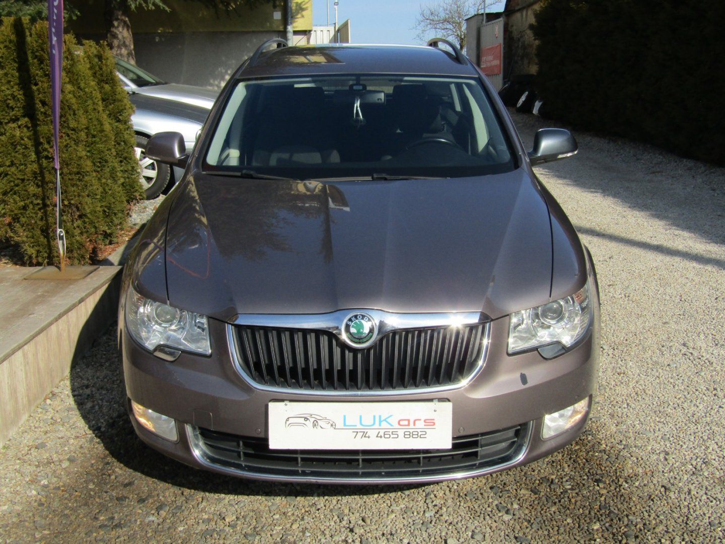Škoda Superb, 1.6 TDI 77kW ZIMNÍ PNEU - fotka 6