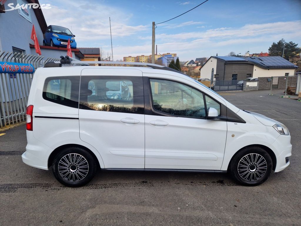 Ford Tourneo Courier, 1,0 74kW  SERVISKA