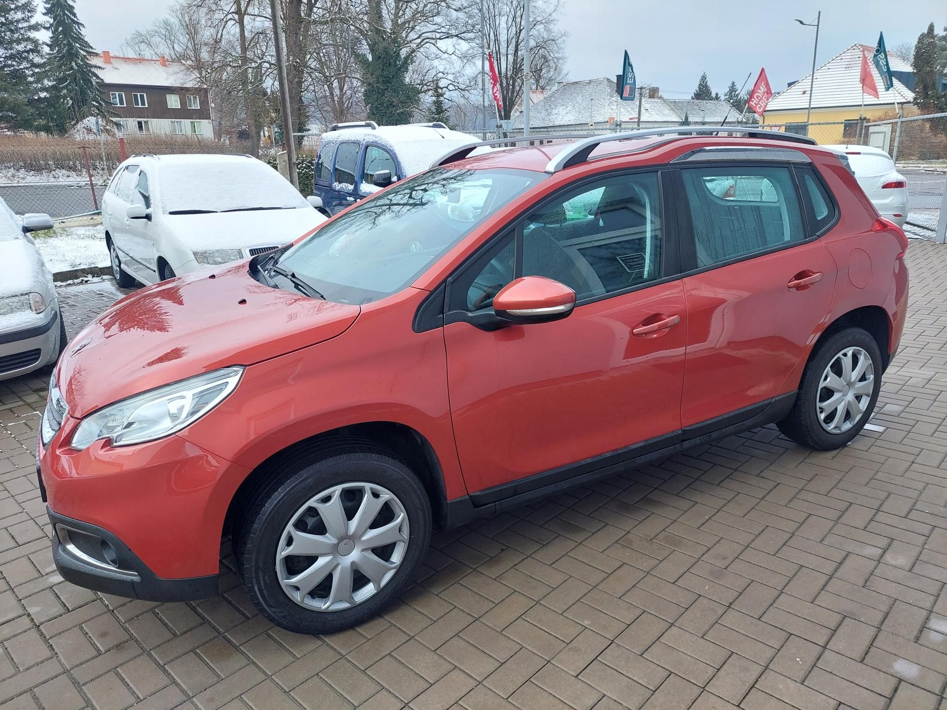 Peugeot 2008, 1.2-81kW THP - fotka 3