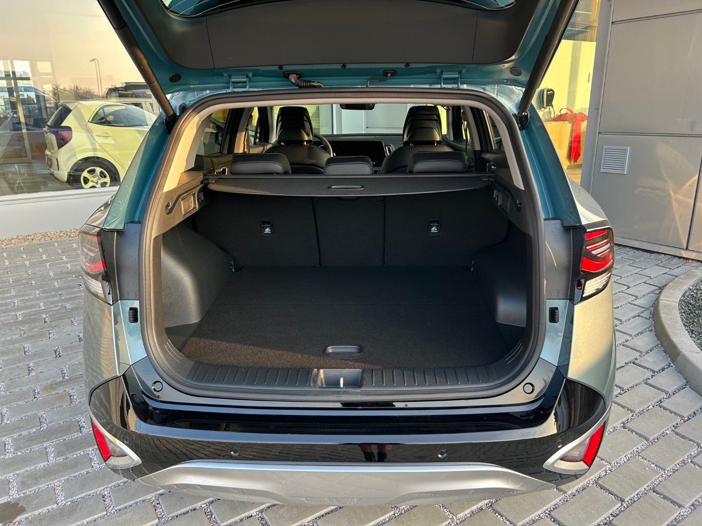 Kia Sportage, 1,6 T-GDi 4x2 7DCT, TAŽNÉ Z. - fotka 5