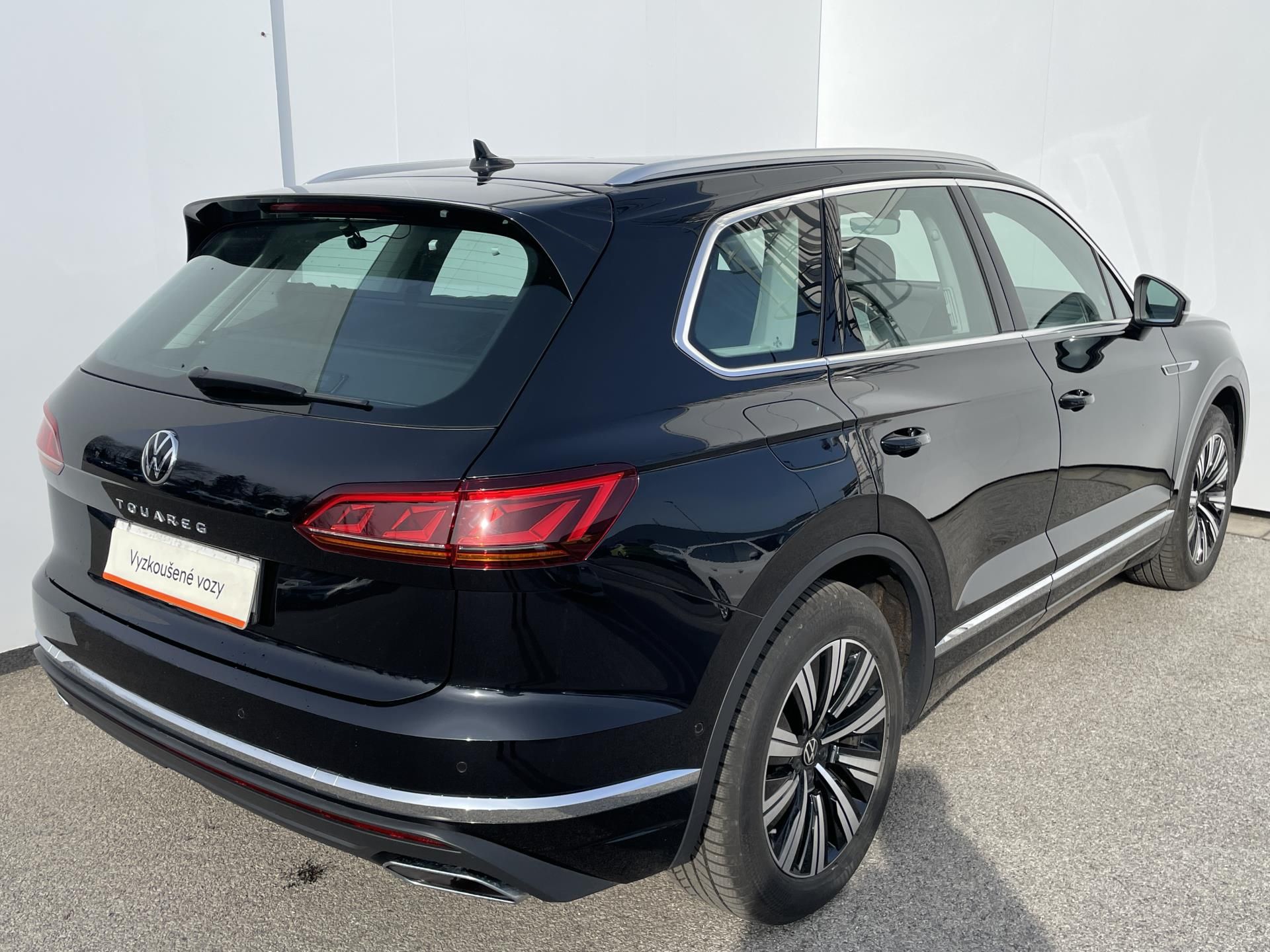 Volkswagen Touareg, V6 Elegance 3.0 TDi V6 4x4 8TT - fotka 2