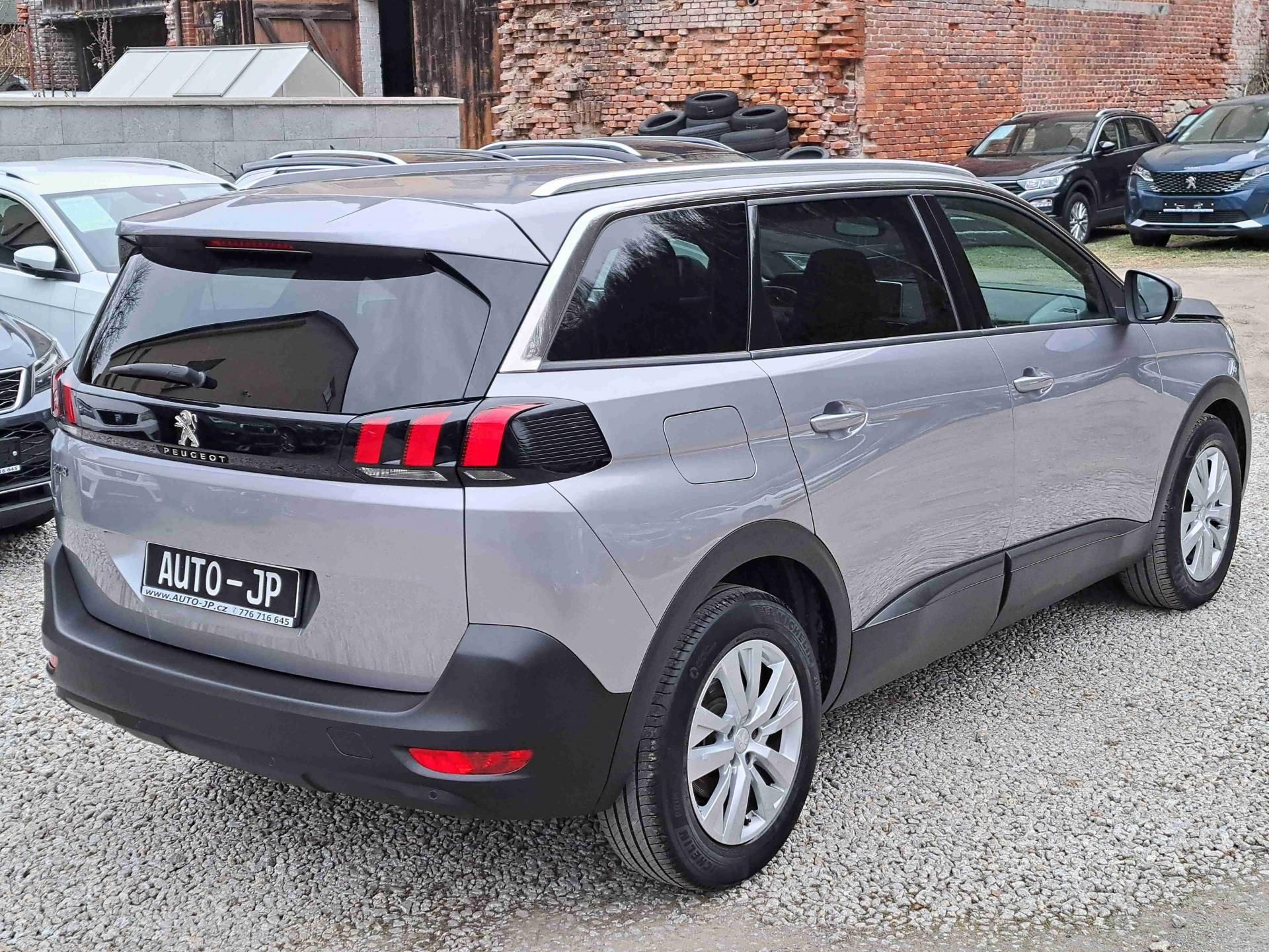 Peugeot 5008, 1.2 PT 17ALU VIRTUAL PDC NAVI - fotka 3
