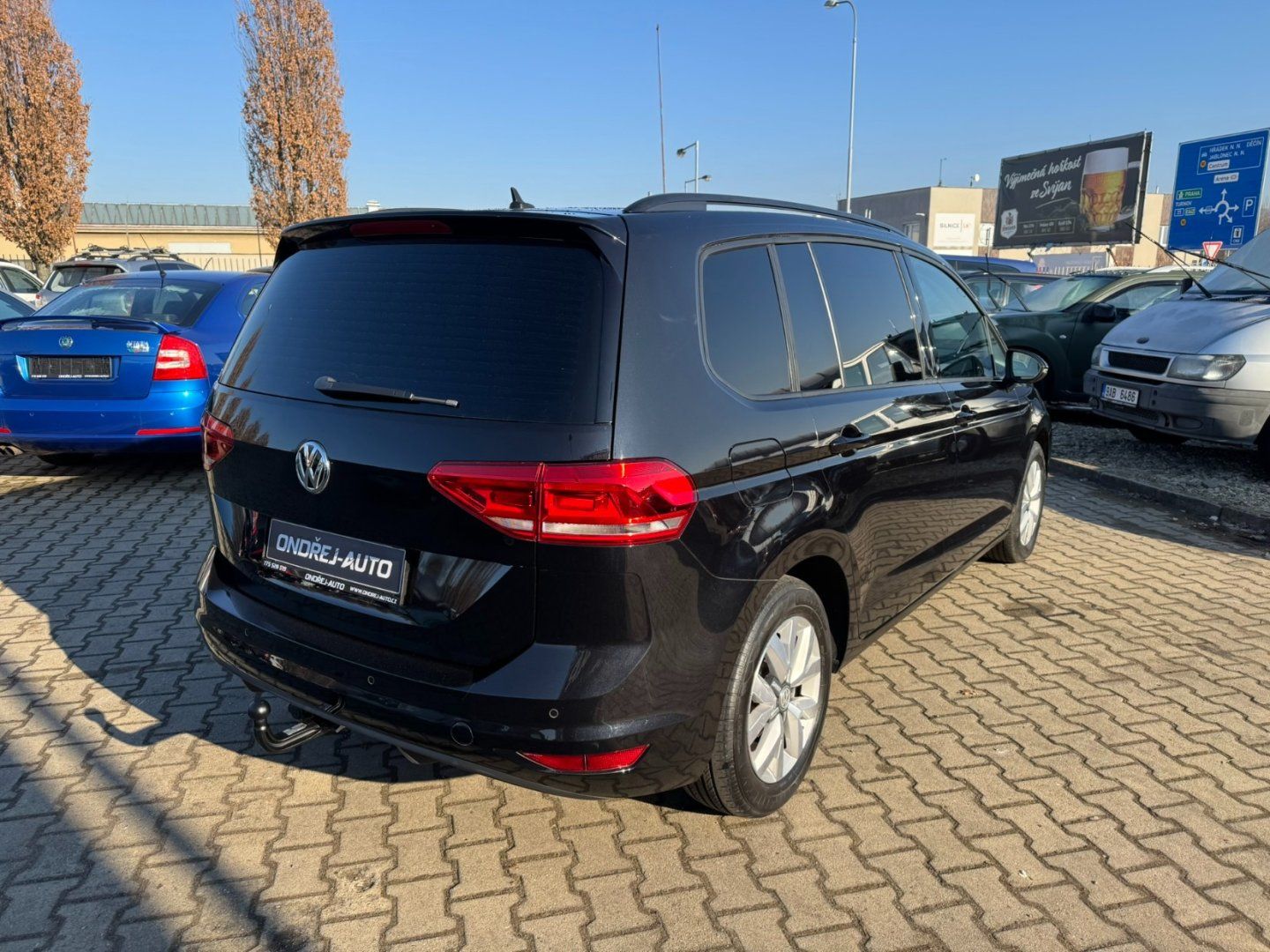 Volkswagen Touran, 1,6 TDI 85 KW STK NAVI TAŽNÉ - fotka 5