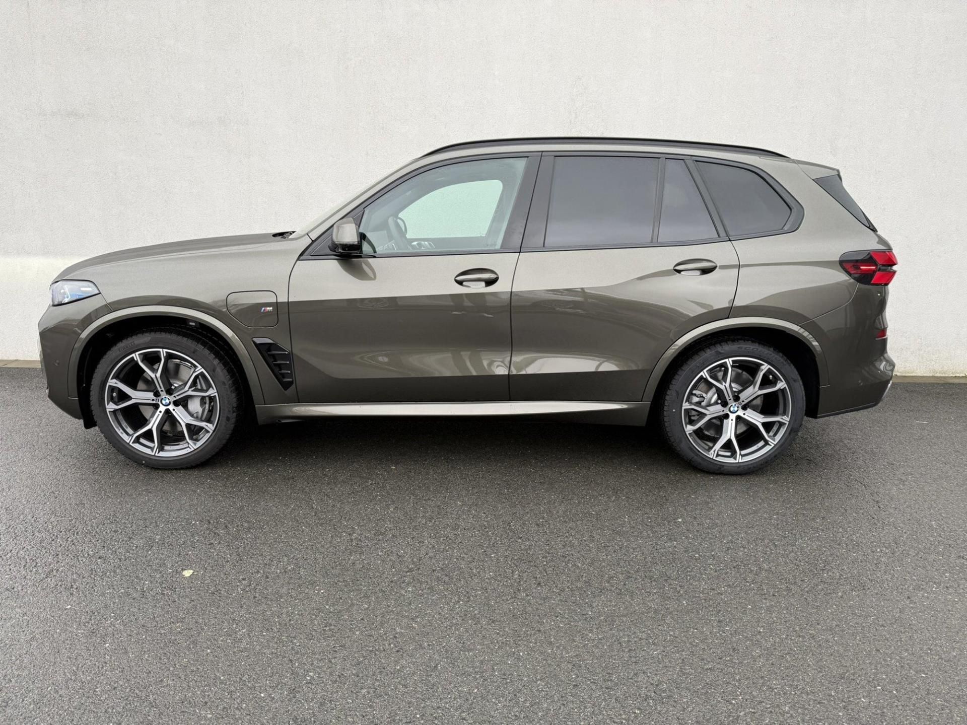 BMW X5, BMW - X5 xDrive50e - fotka 4