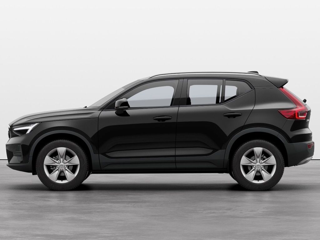 Volvo XC40, CORE B3 FWD 120kW - fotka 4