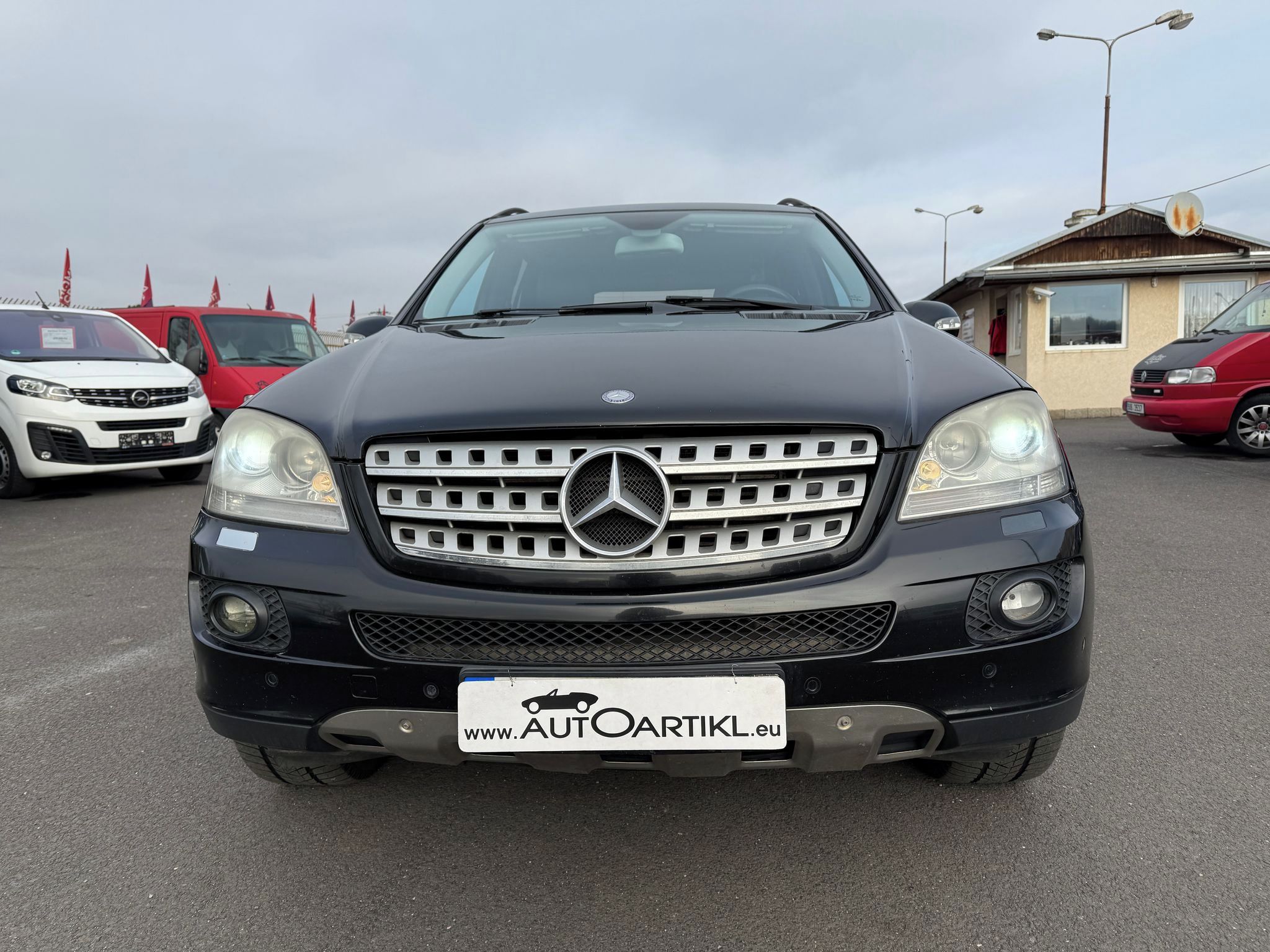 Mercedes-Benz Třídy M, ML 350 CDI 4Matic - fotka 3
