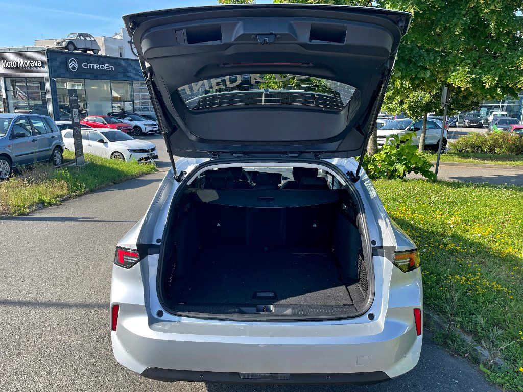 Opel Astra, ST 1.2T 110k Edition MT6 - fotka 4