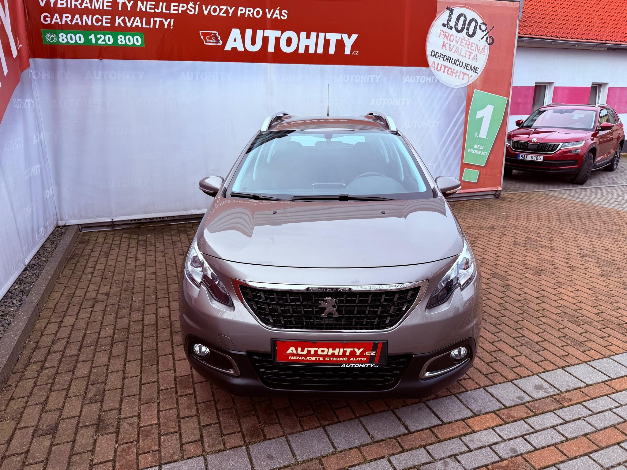 Peugeot 2008, 1.2 PureTech Active, ČR, 1.Maj - fotka 2