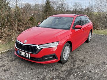 1 majitel ČR. 2.0 TDI 85 kw.