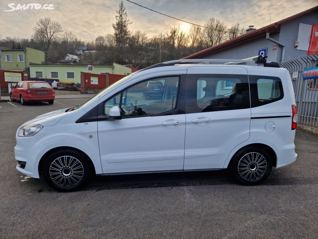 Ford Tourneo Courier, 1,0 74kW  SERVISKA