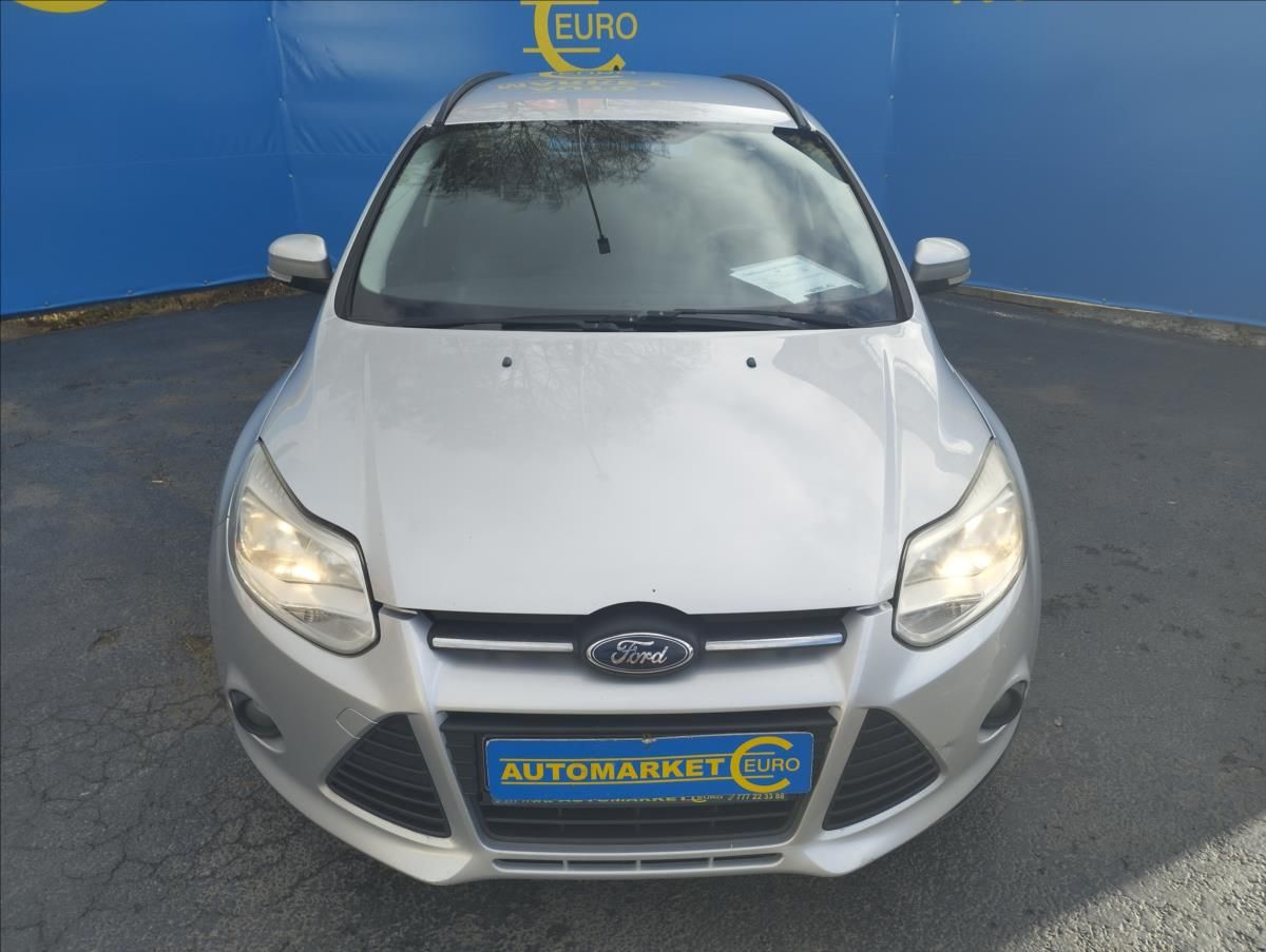 Ford Focus, 1,6 TDCi 70KW Nové ČR - fotka 2