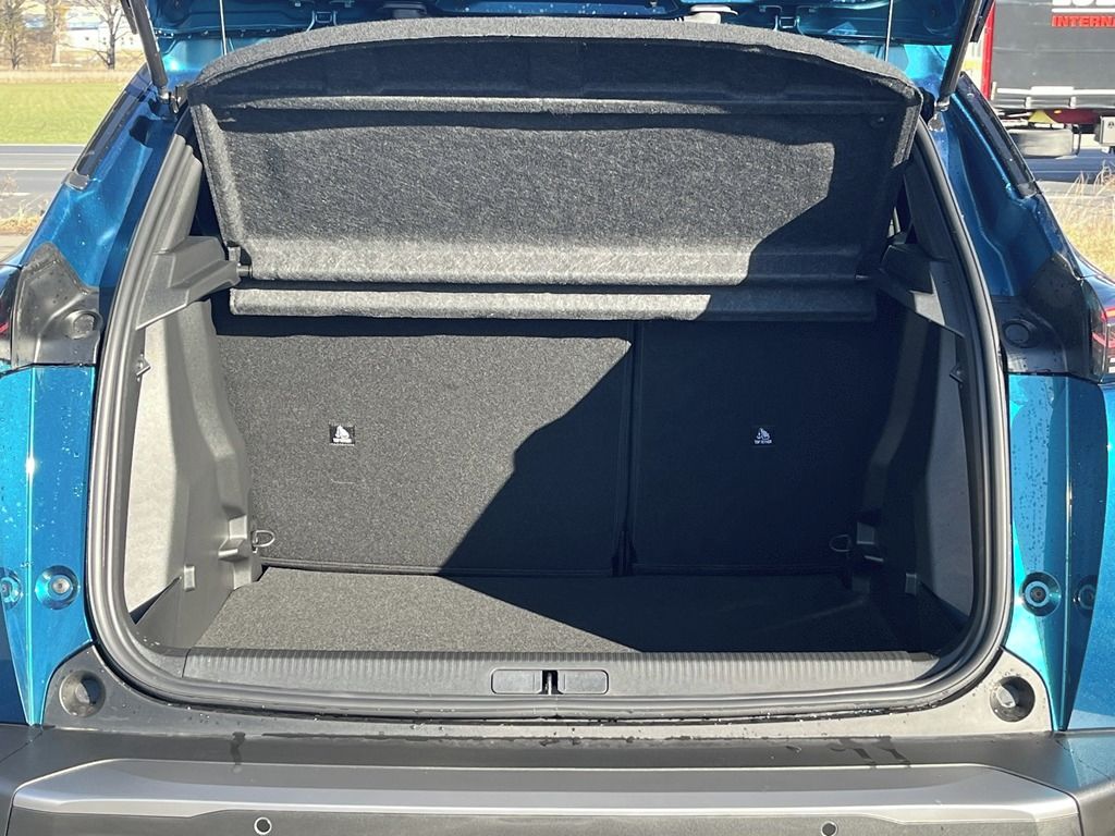 Peugeot 2008, ALLURE PureTech 100 S&S MAN6 - fotka 6