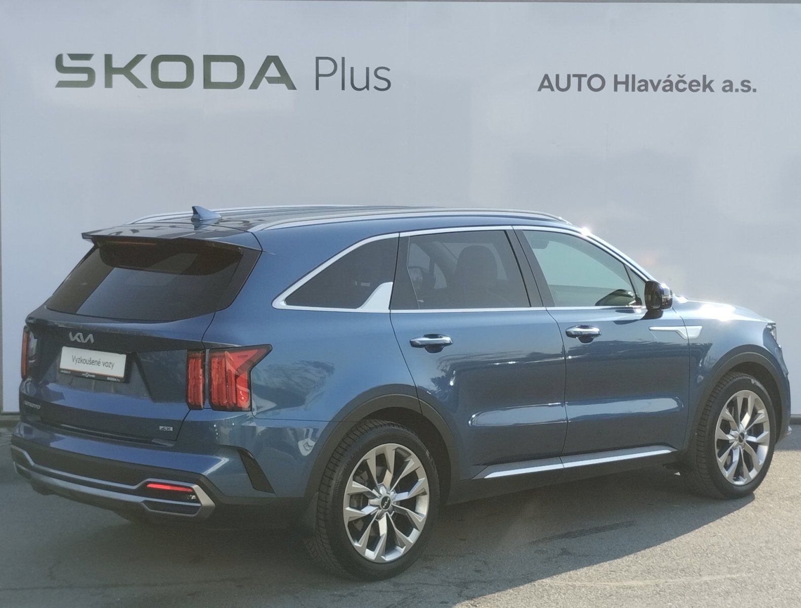 Kia Sorento, 2,2CRDi 142kW 4x4 STYLE 8DCT - fotka 2