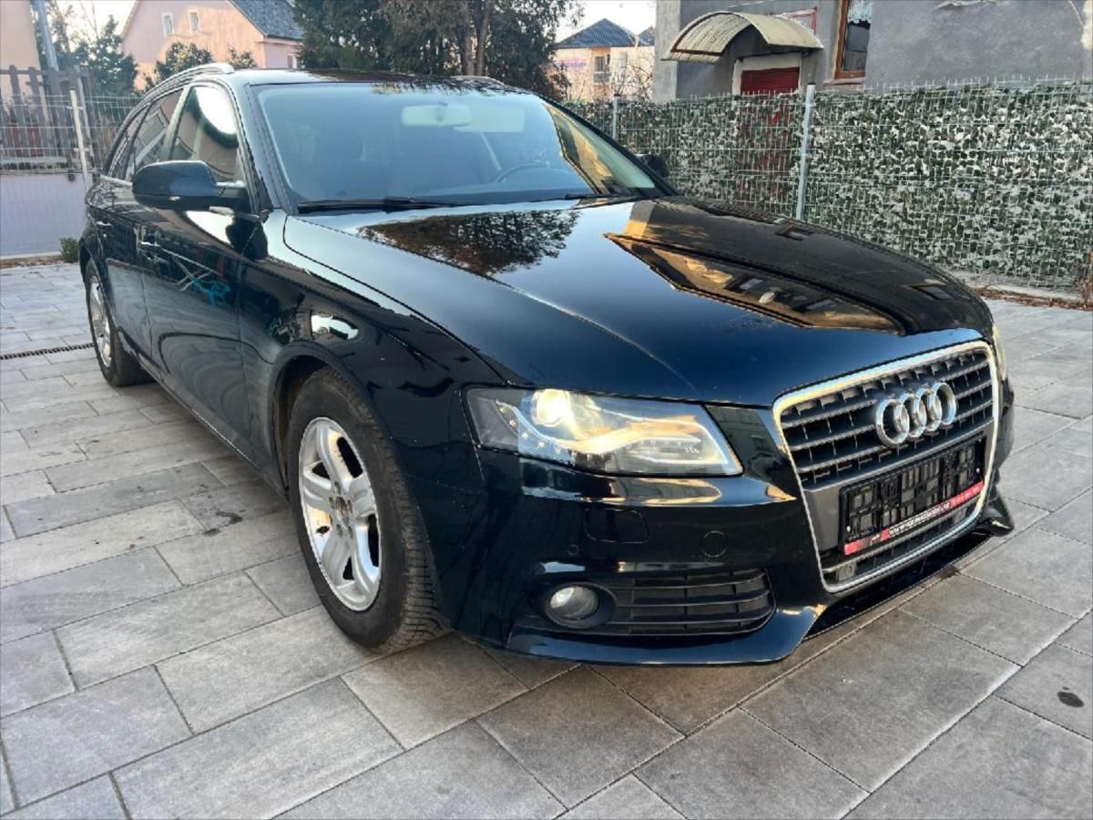 Audi A4, 2,0 TDI 105kW multitronic Avan - fotka 6
