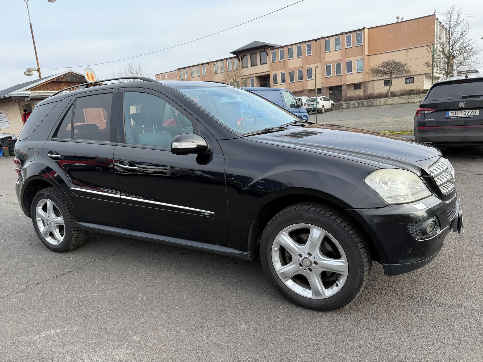 Mercedes-Benz Třídy M, ML 350 CDI 4Matic