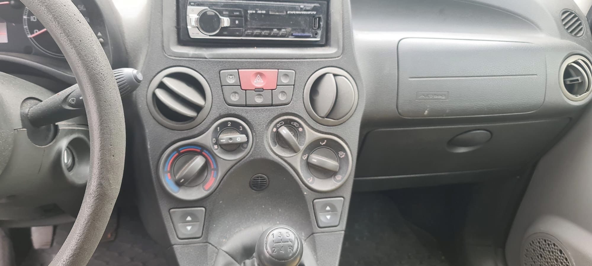 Fiat Panda, 1,3 JTD 51 KW..BEZ KOROZE - fotka 5