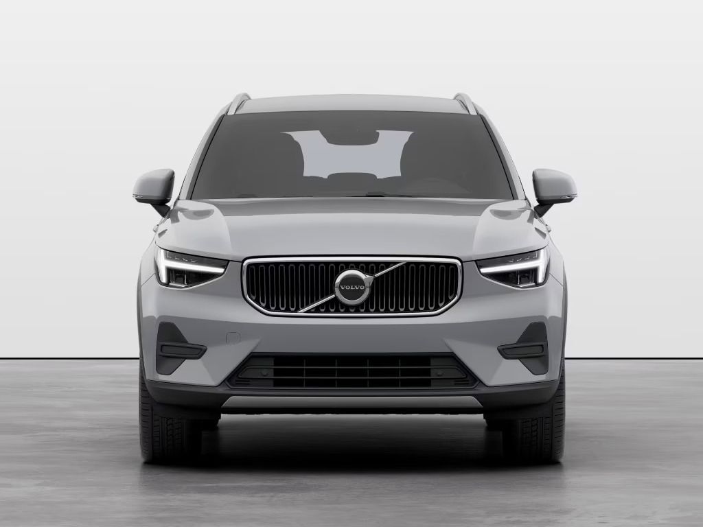 Volvo XC40, CORE B3 FWD 120kW - fotka 3
