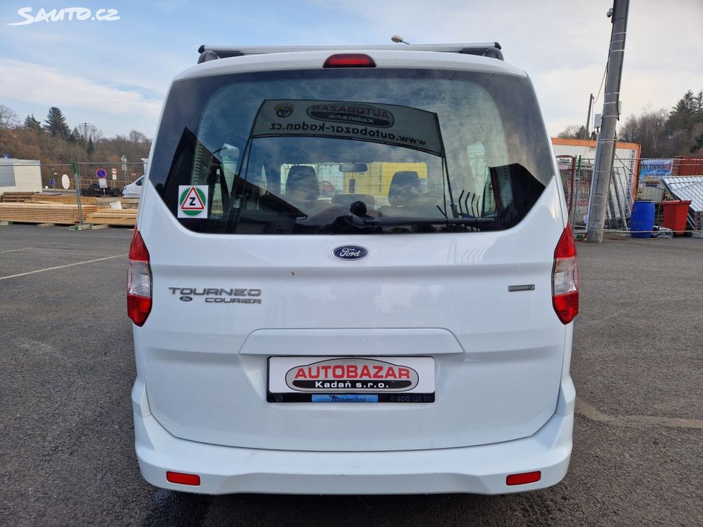 Ford Tourneo Courier, 1,0 74kW  SERVISKA