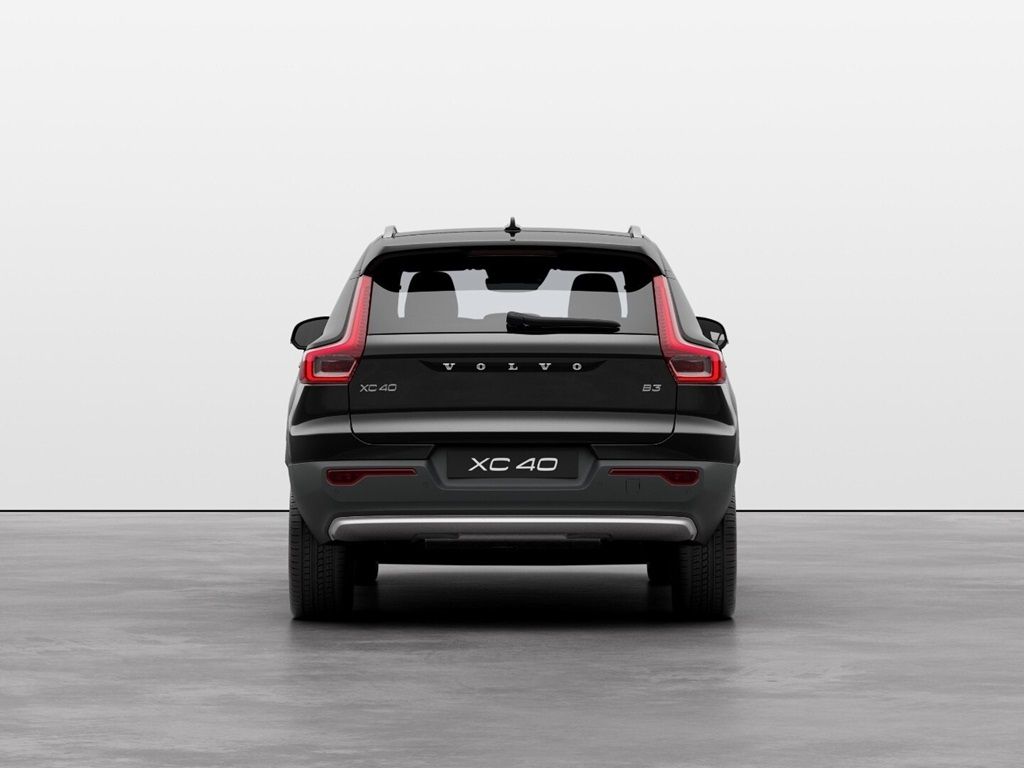 Volvo XC40, CORE B3 FWD 120kW - fotka 5