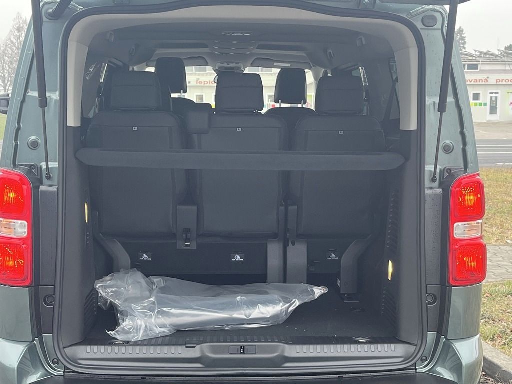 Peugeot Traveller, Allure 2.0 BHDi 180 EAT8 - fotka 6