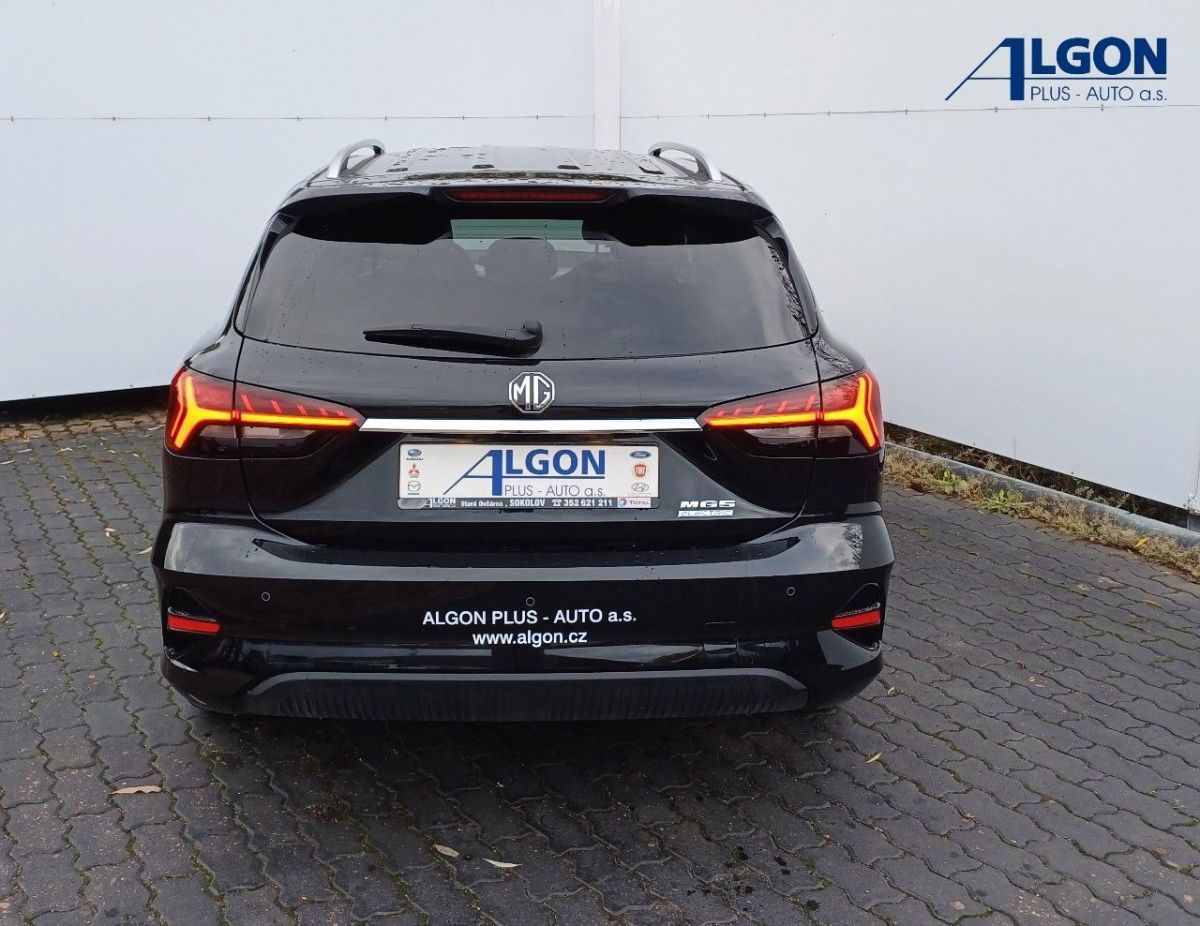 MG MG5, Excite 115kW 61,1 kWh 2WD - fotka 5