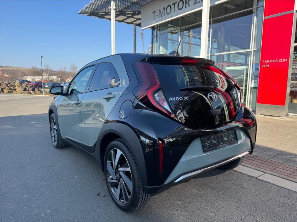 Toyota Aygo, 1,0 Executive Smart - fotka 6