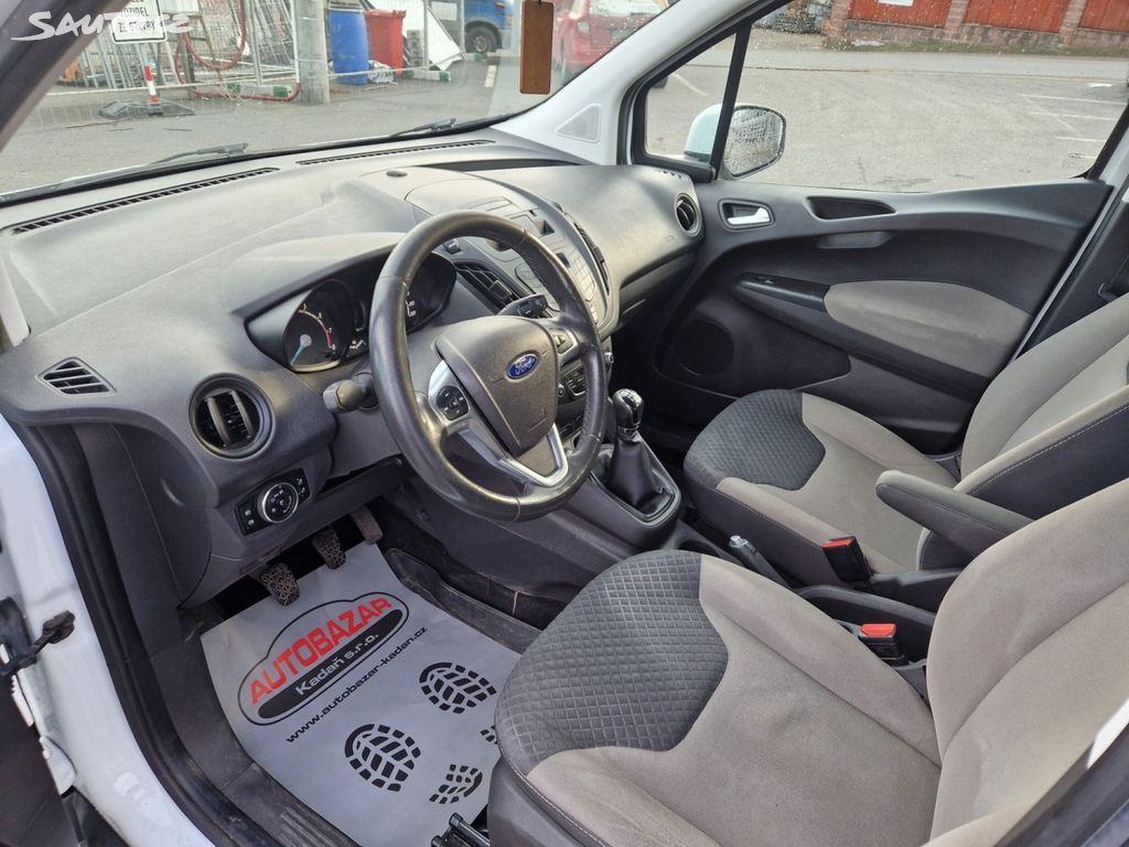 Ford Tourneo Courier, 1,0 74kW  SERVISKA