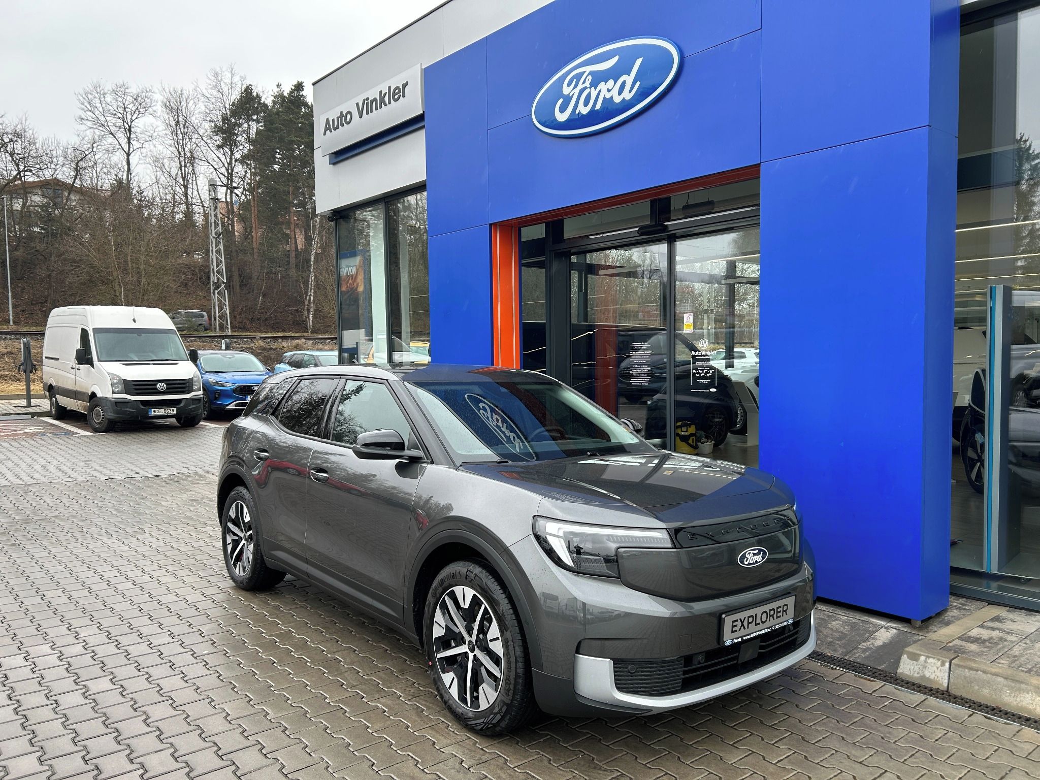 Ford Explorer, 77kWh prodloužený dojezd 210kW