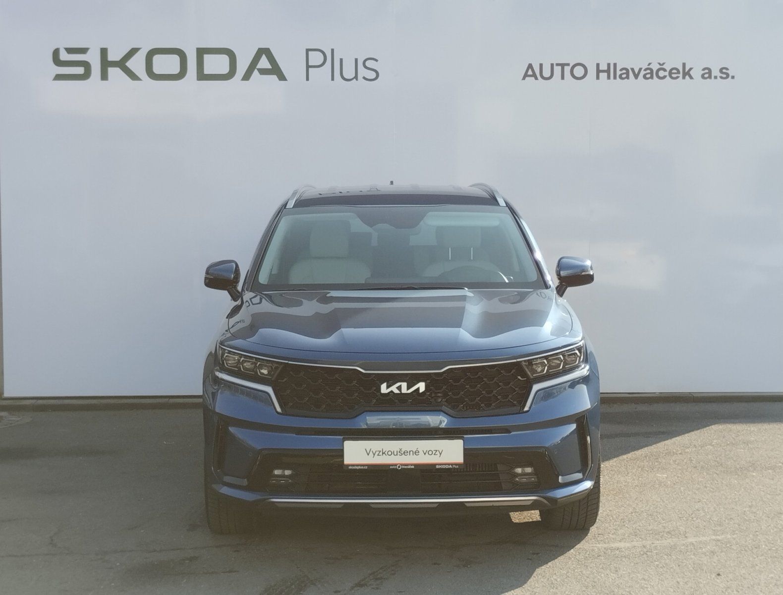 Kia Sorento, 2,2CRDi 142kW 4x4 STYLE 8DCT - fotka 4