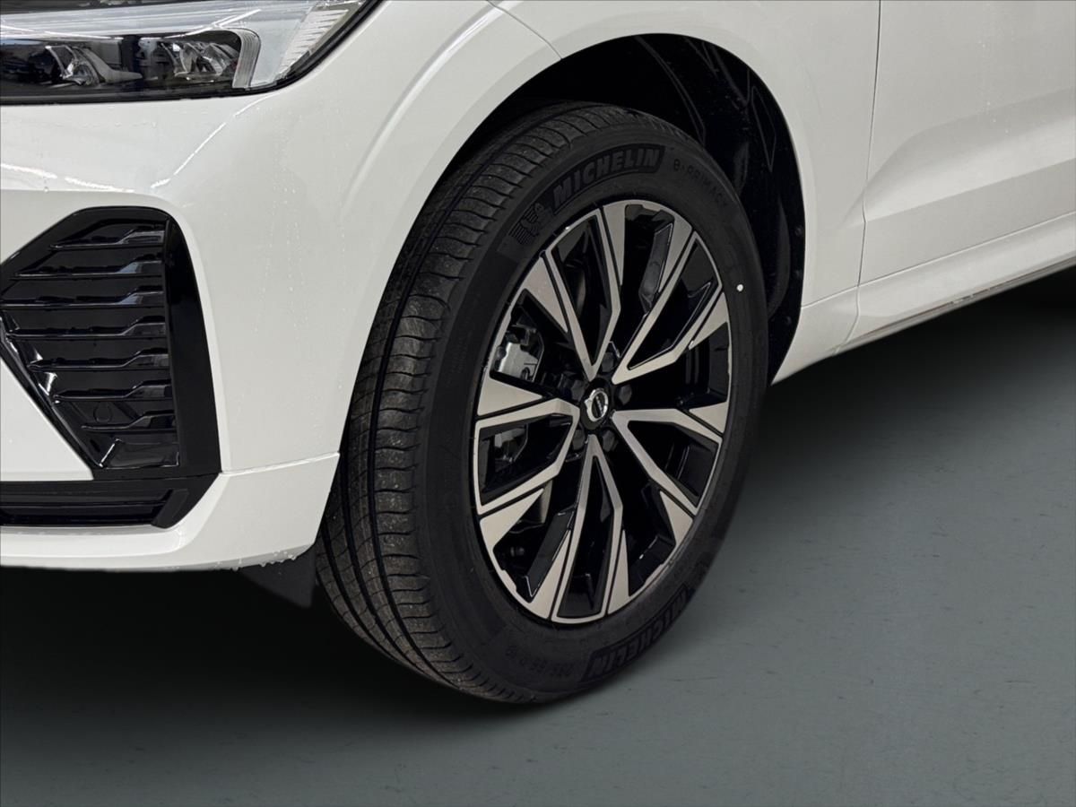 Volvo XC60, 2,0 B5 AWD Plus Dark 5949 - fotka 6