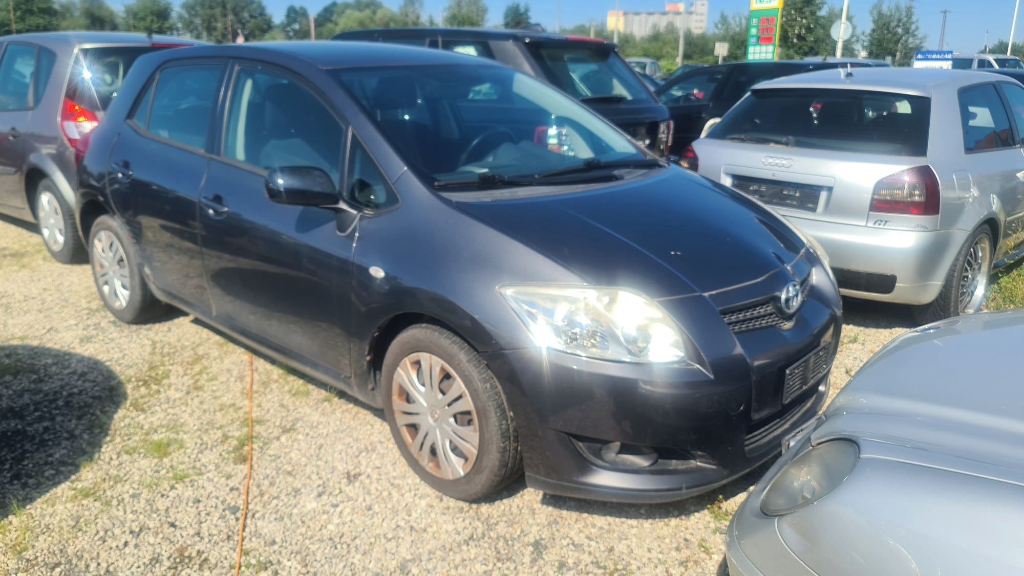 Toyota Auris, 1,4D 66 KW bez koroze - fotka 2