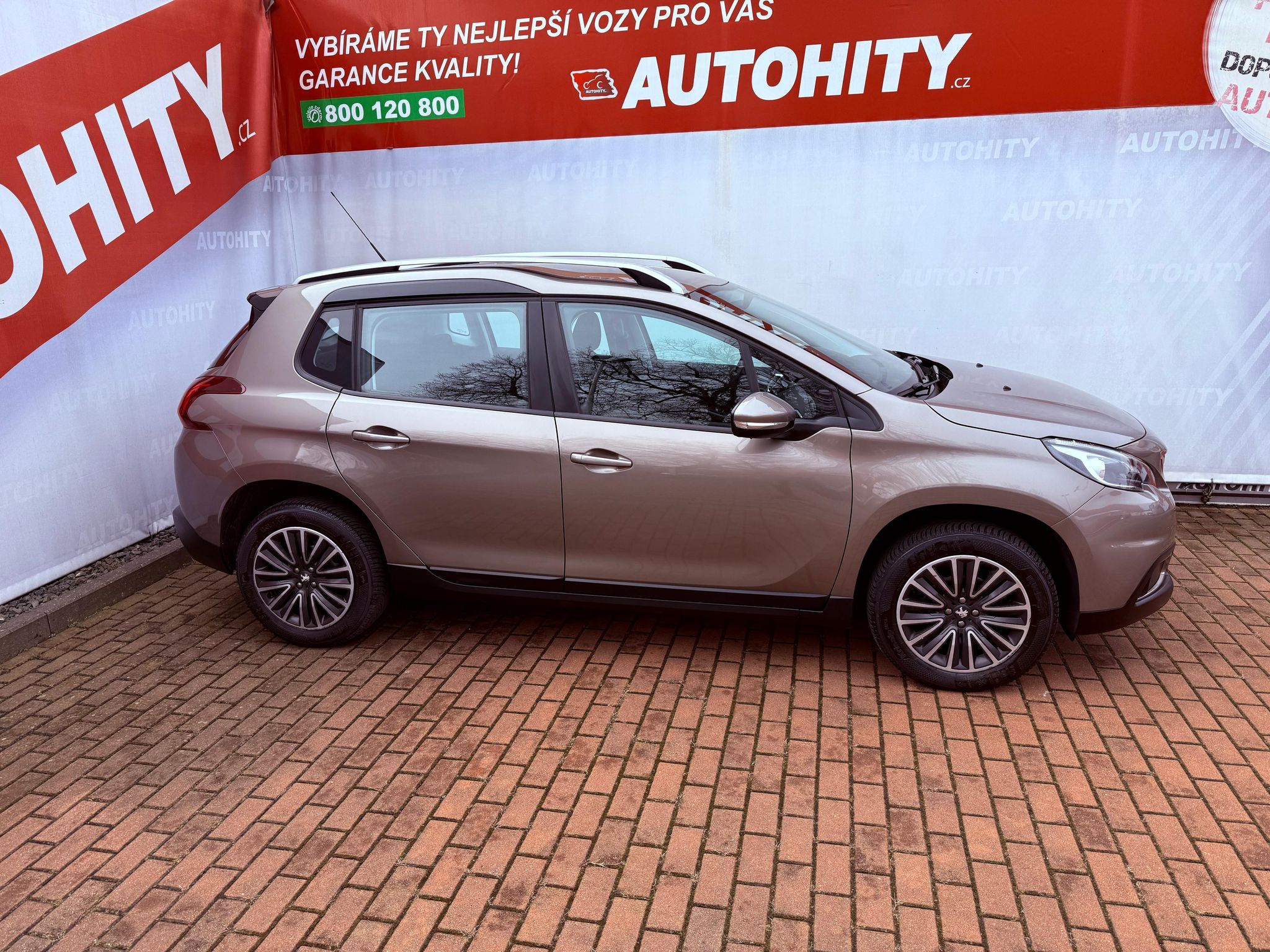 Peugeot 2008, 1.2 PureTech Active, ČR, 1.Maj - fotka 6