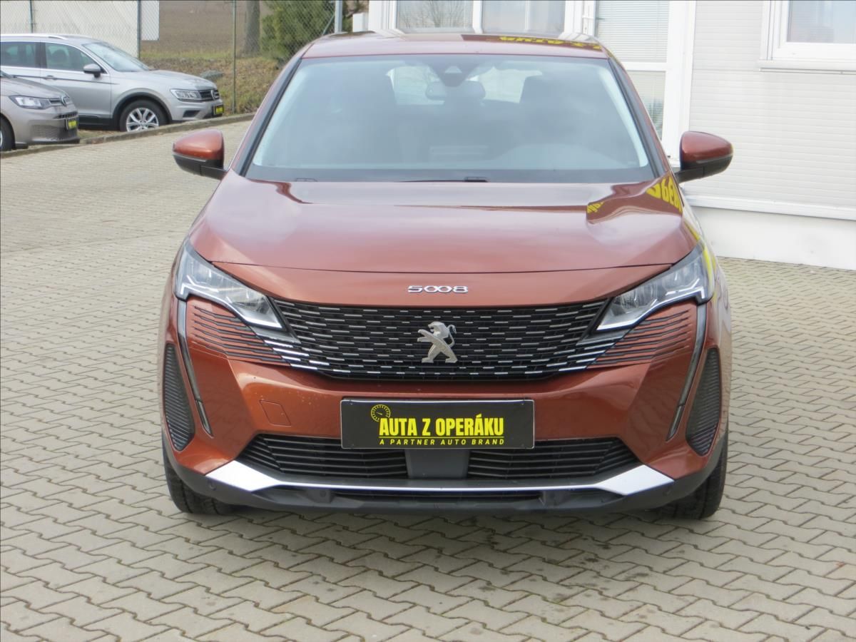 Peugeot 5008, 1,2 PureTech S&S EAT8 7míst - fotka 2