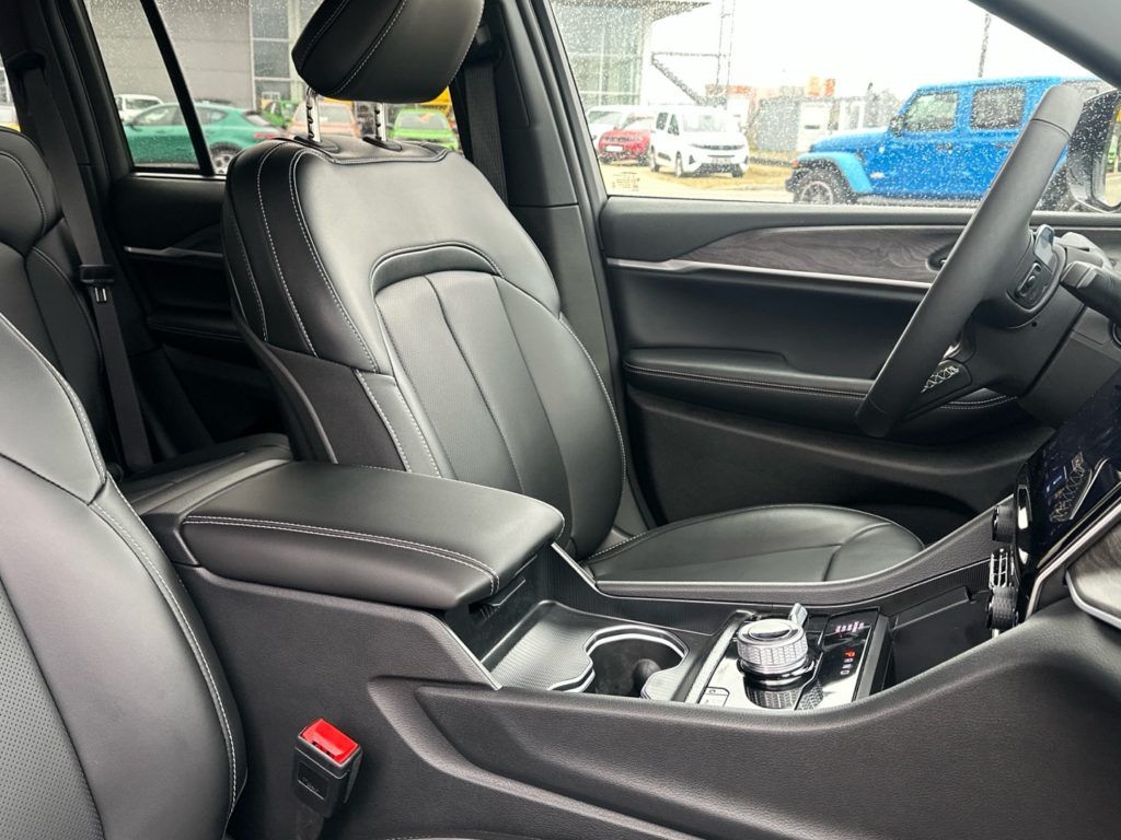 Jeep Grand Cherokee, Limited - fotka 6