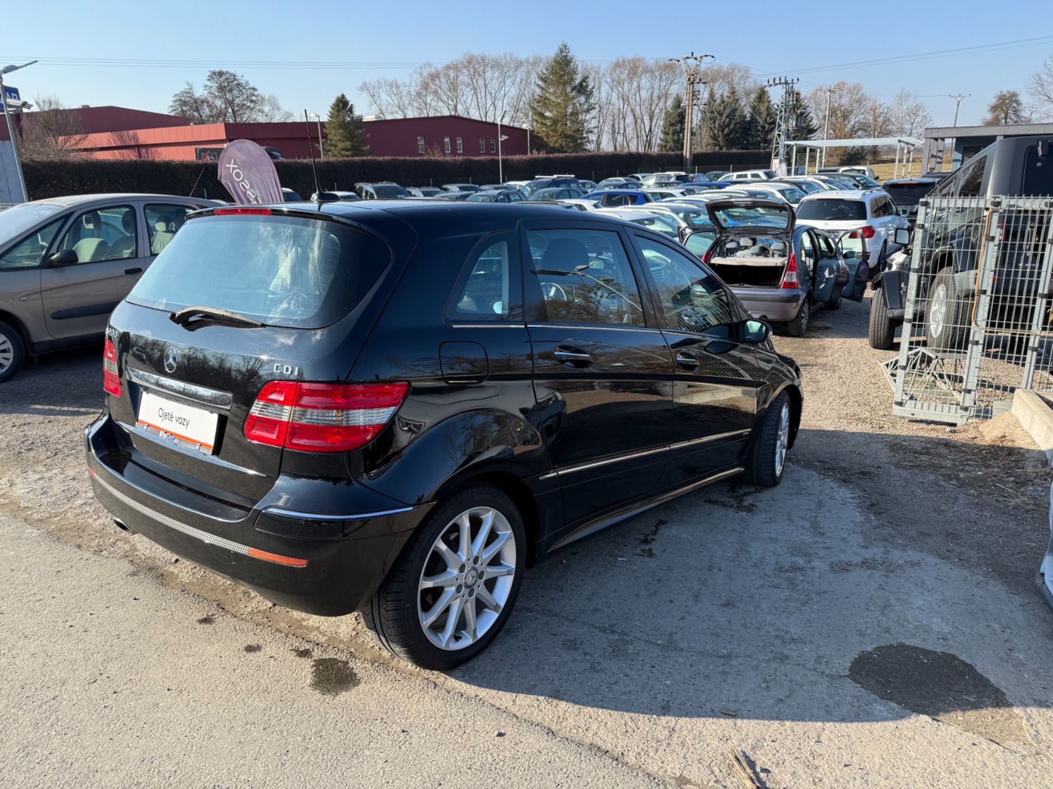 Mercedes-Benz Třídy B, 200CDI Sport 103kw - fotka 6