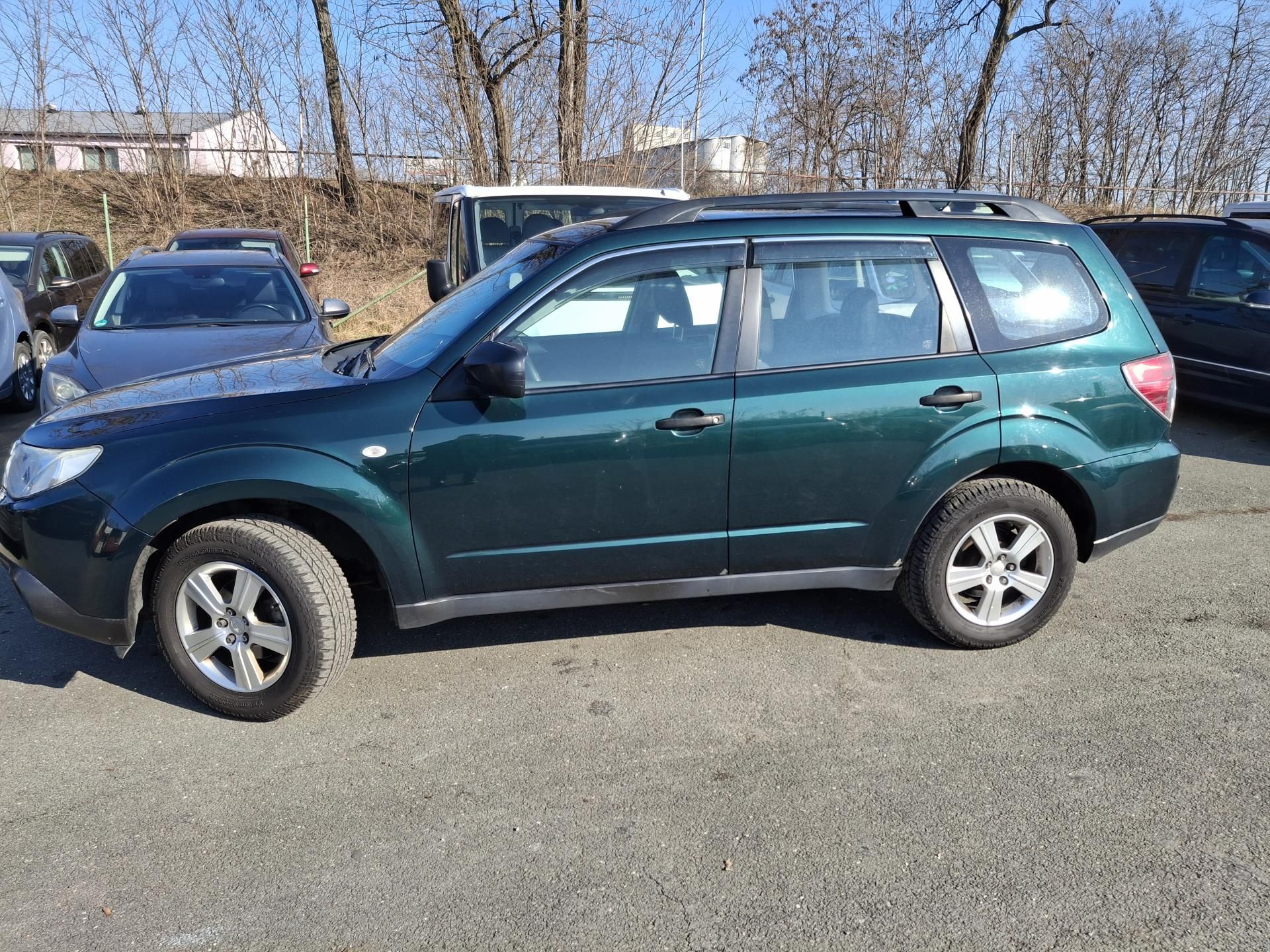 Subaru Forester, 2.0 110 kw 4x4 - fotka 3