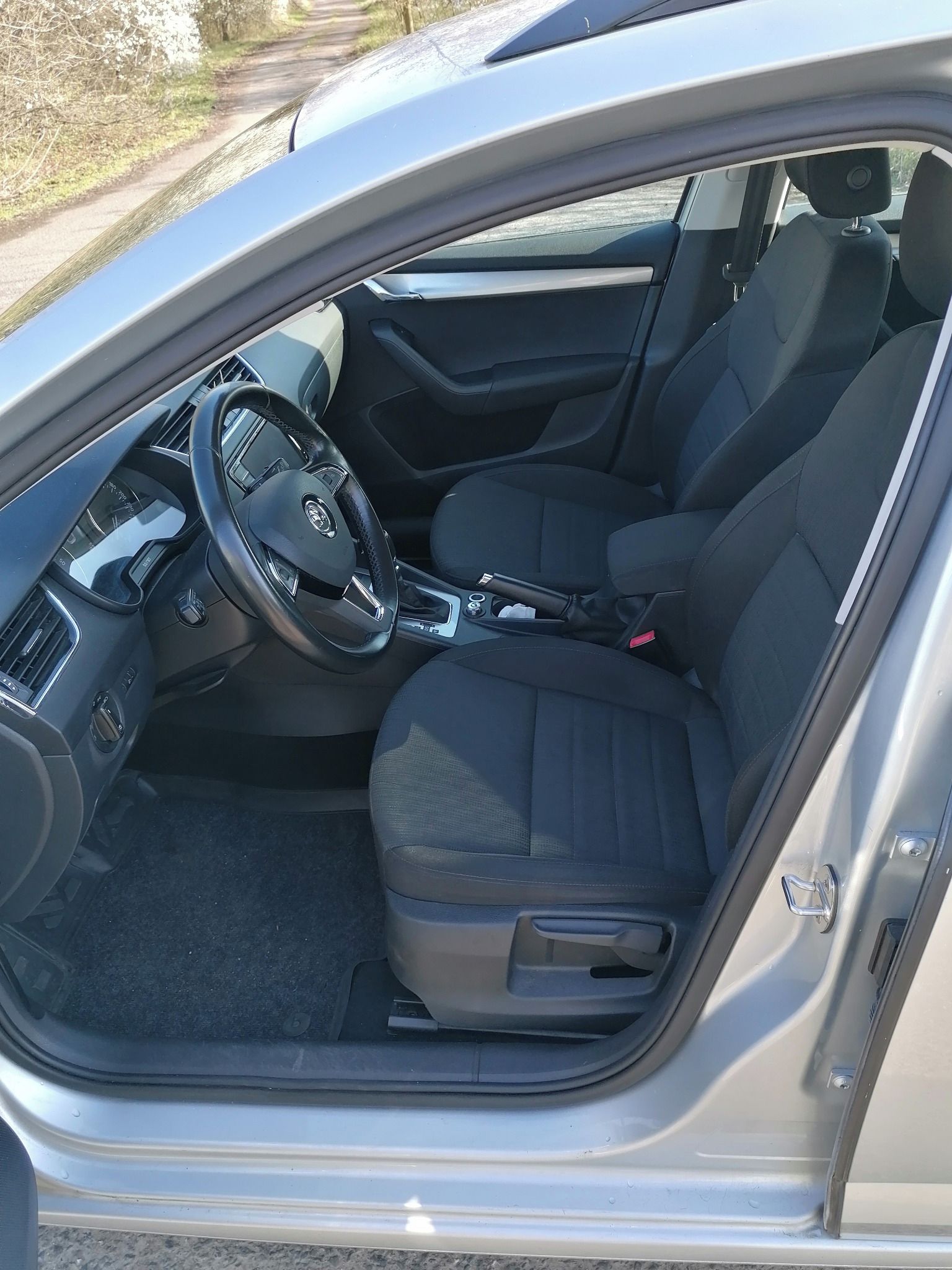 Škoda Octavia, 2.0 TDI, 4x4,servis Škoda - fotka 6