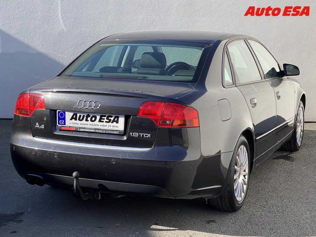 Audi A4, 1.9 TDi,AC,TZ,park. čidla - fotka 4